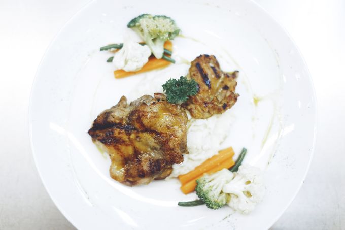 TABLESHARE by WIRASA Group by WIRASA Catering - 002 TABLESHARE by WIRASA Group by WIRASA Catering - 002
