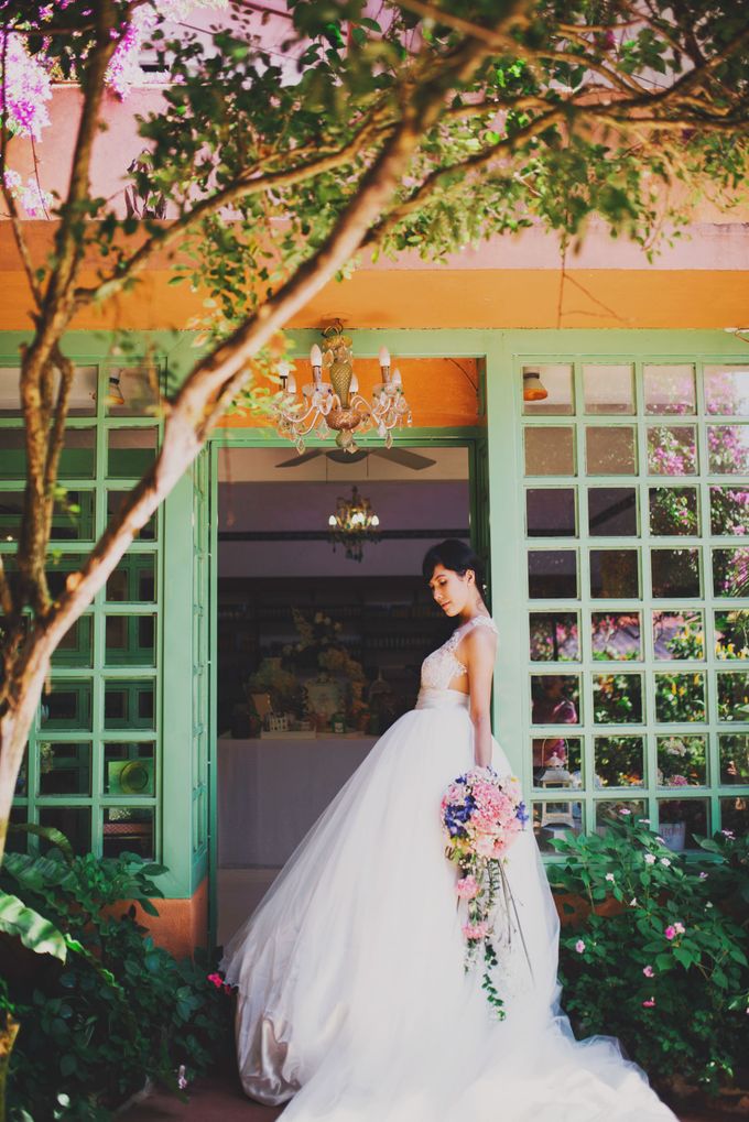 Intimate Wedding in Tagaytay - Charles and Carla by David Garmsen Photo and Video - 001 Intimate Wedding in Tagaytay - Charles and Carla by David Garmsen Photo and Video - 001