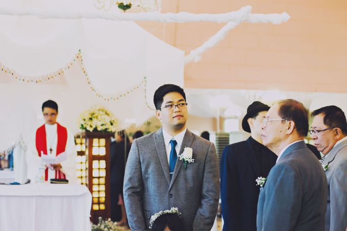 Intimate Wedding in Tagaytay - Charles and Carla by David Garmsen Photo and Video - 016 Intimate Wedding in Tagaytay - Charles and Carla by David Garmsen Photo and Video - 016