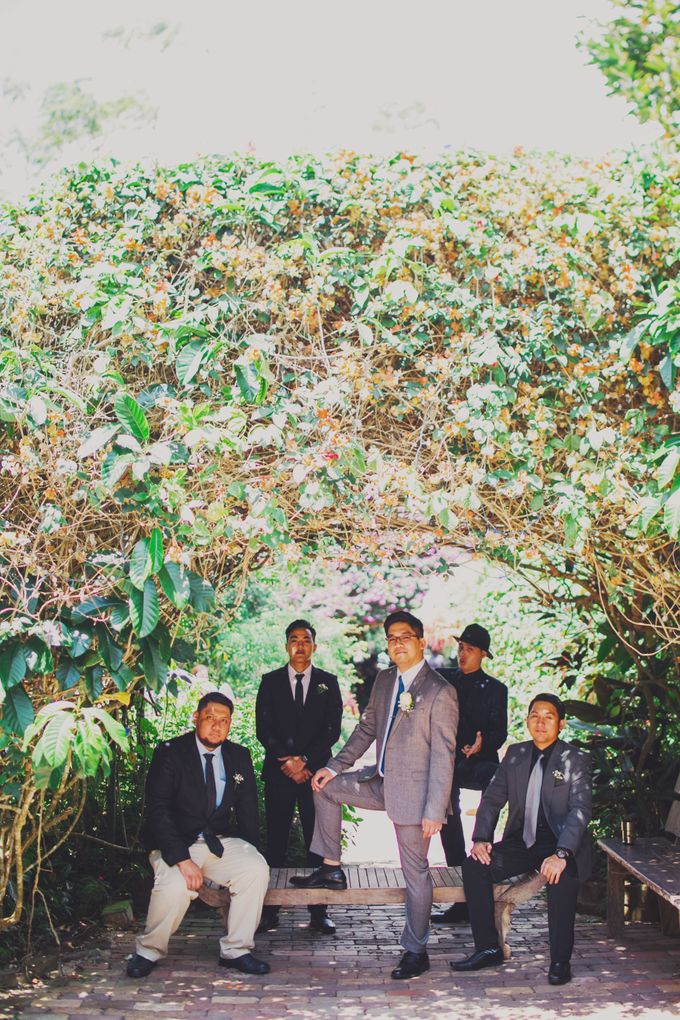 Intimate Wedding in Tagaytay - Charles and Carla by David Garmsen Photo and Video - 019 Intimate Wedding in Tagaytay - Charles and Carla by David Garmsen Photo and Video - 019