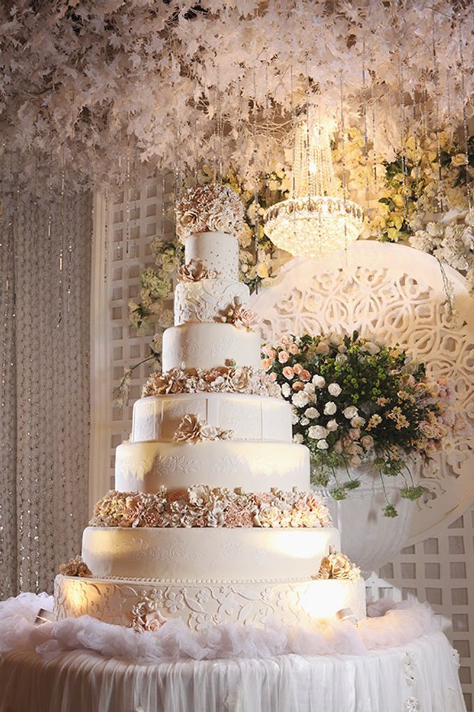 lucky seven by Elly`s Cake Art Boutique Bridestory.com