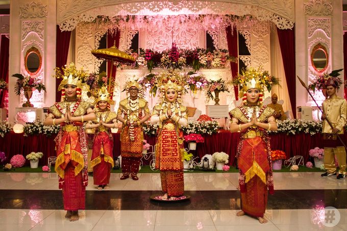 Noven & Reza Traditional Wedding Palembang by #thephotoworks - 031 Noven & Reza Traditional Wedding Palembang by #thephotoworks - 031