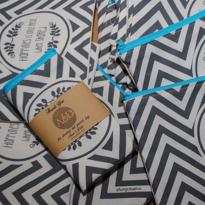 Souvenir Chevron Pouch by Plung Creativo - 002 Souvenir Chevron Pouch by Plung Creativo - 002