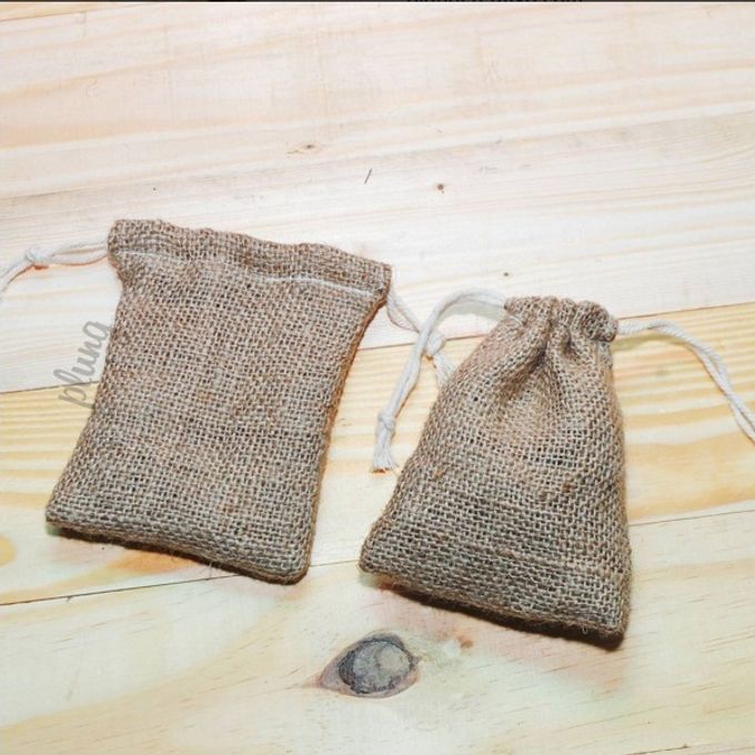 Souvenir Drawstring Pouch Goni by Plung Creativo - 001 Souvenir Drawstring Pouch Goni by Plung Creativo - 001