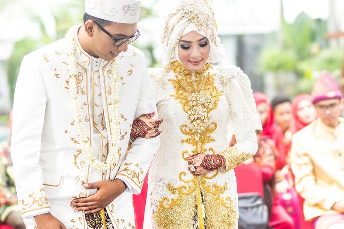 Noven & Reza Traditional Wedding Palembang by #thephotoworks - 015 Noven & Reza Traditional Wedding Palembang by #thephotoworks - 015