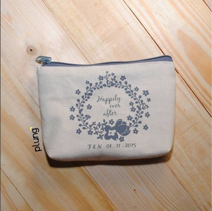 Souvenir Pouch Canvas by Plung Creativo - 003 Souvenir Pouch Canvas by Plung Creativo - 003